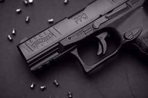 Picture for category Pistols